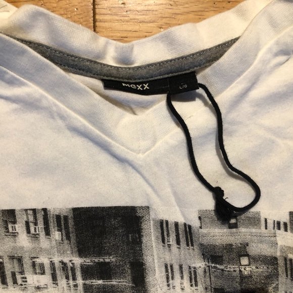Brand New Kid's MEXX LS Printed Graphic T-Shirt - Picture 3 of 7